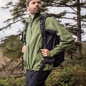 Columbia Men's Green Performance Jacket